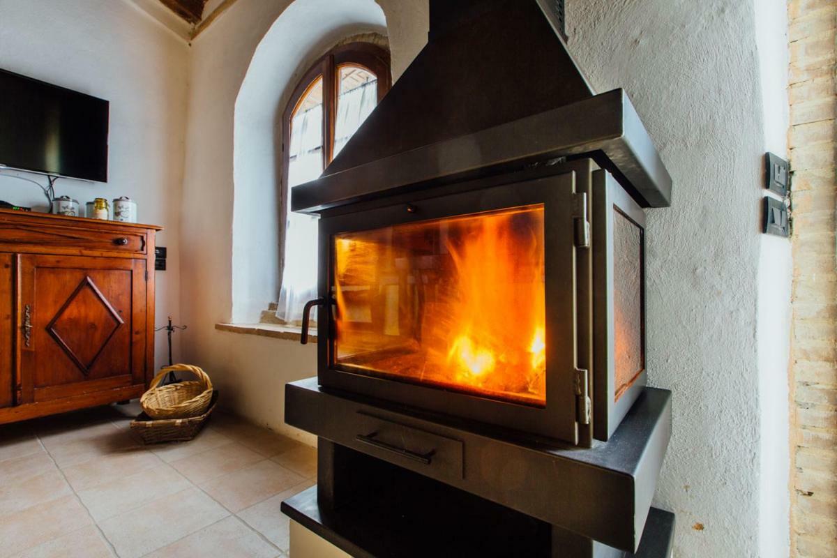 ガヴォッラーノ Casa Conti Di Sottoヴィラ エクステリア 写真