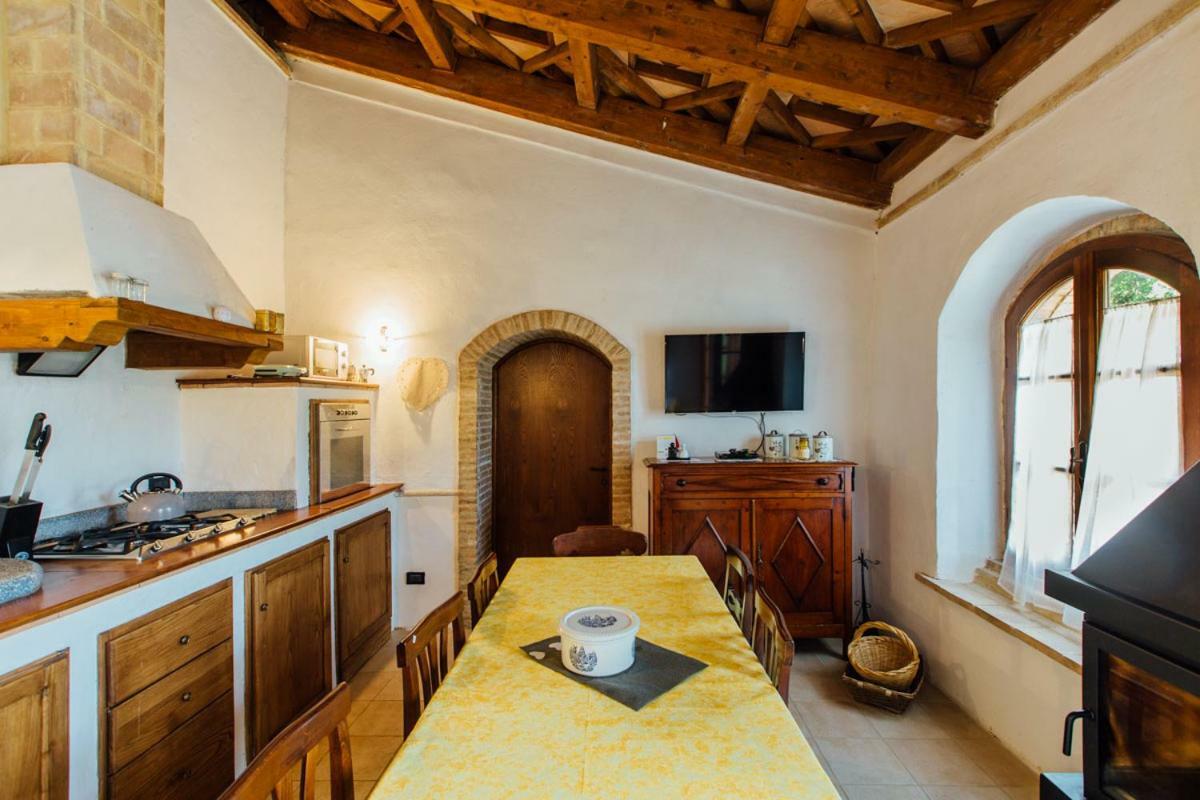 ガヴォッラーノ Casa Conti Di Sottoヴィラ エクステリア 写真